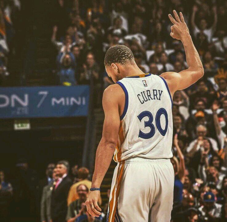 首盘她抓住 首盘她抓住